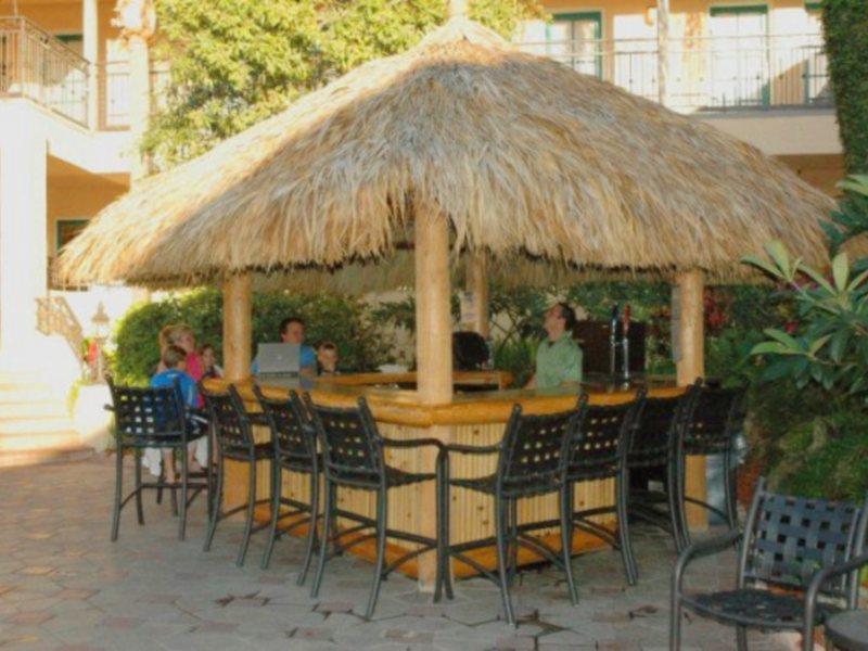 Red Roof Inn Plus & Suites Тампа Екстериор снимка